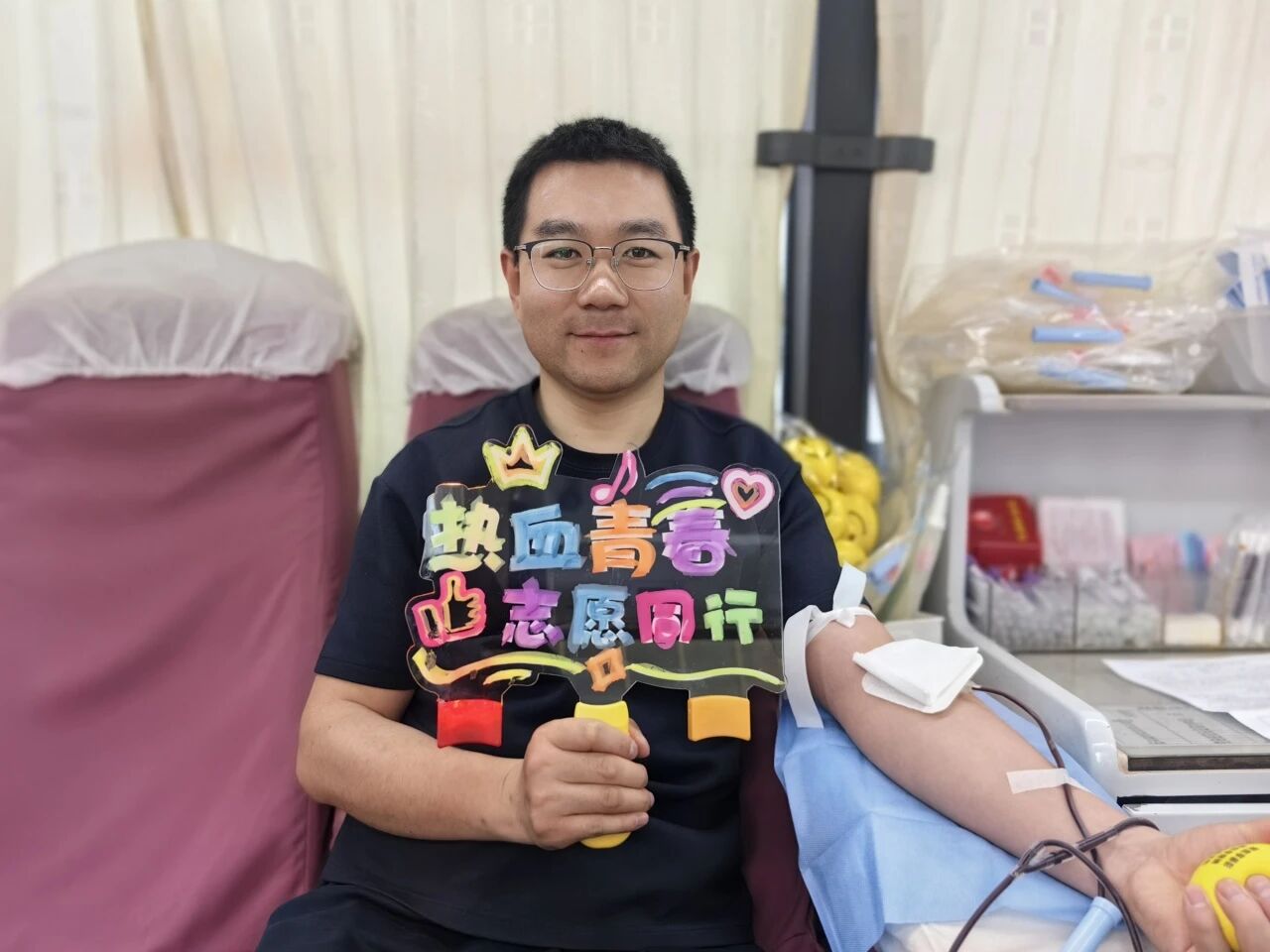 “晶”心传大爱 热血践初心｜学雷锋志愿服务月无偿献血活动纪实（五）(图1)